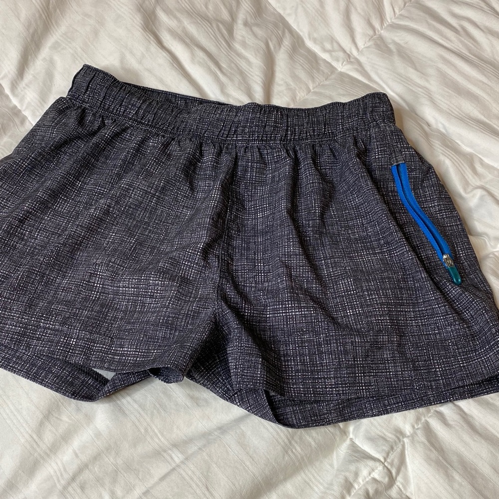 Lululemon short